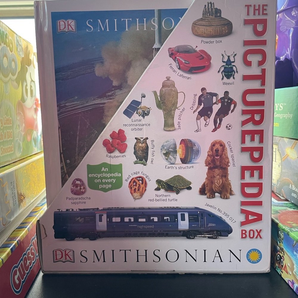 Smithsonian Picturepedia Box - Colorful Encyclopedia for Curious Minds